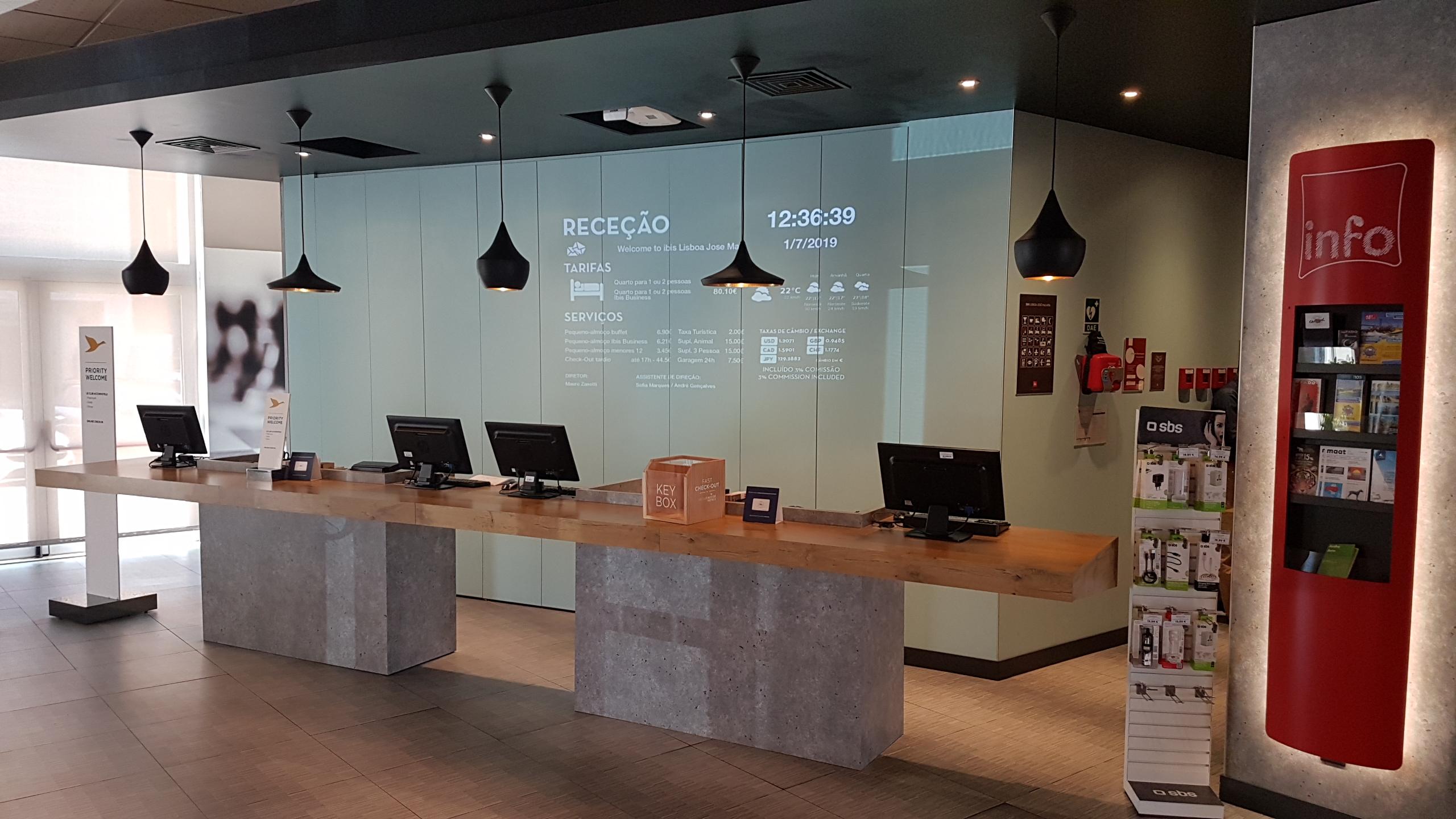 Ibis Jose Malhoa Hotel 2*