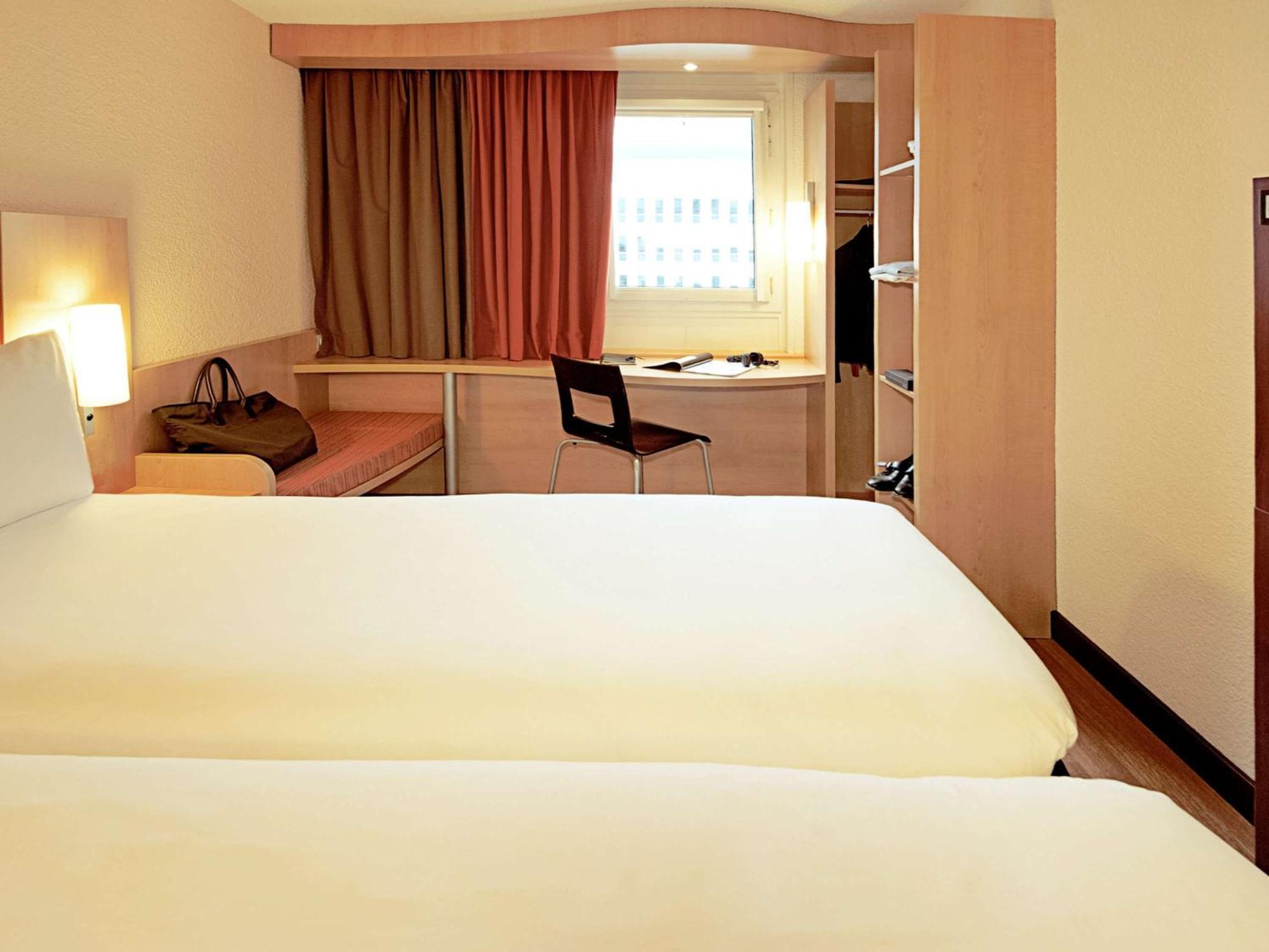 Ibis Jose Malhoa Lisbon