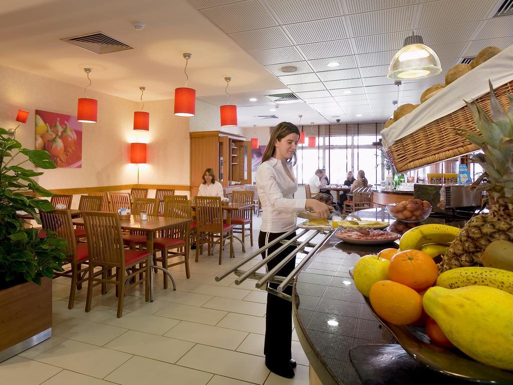 Hotel Ibis Jose Malhoa Lisbon