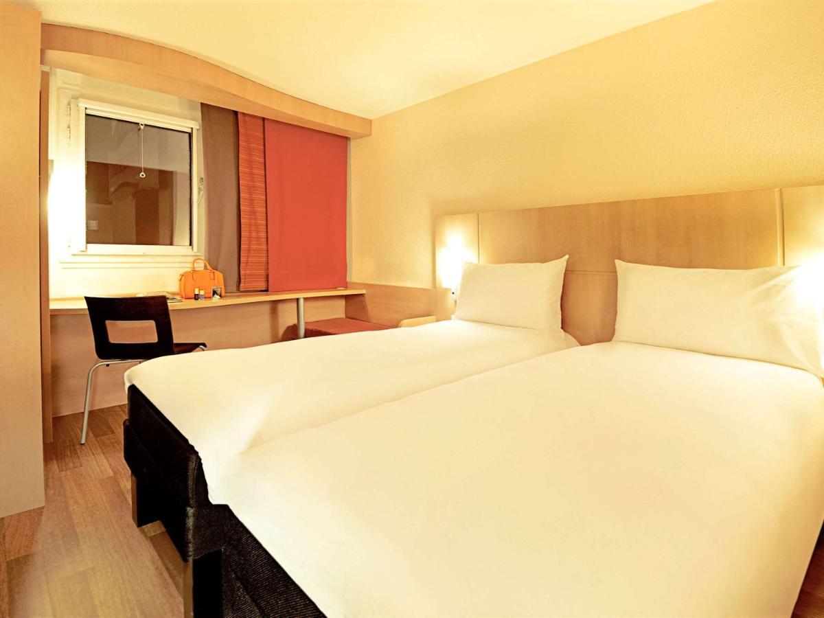Ibis Jose Malhoa 2*