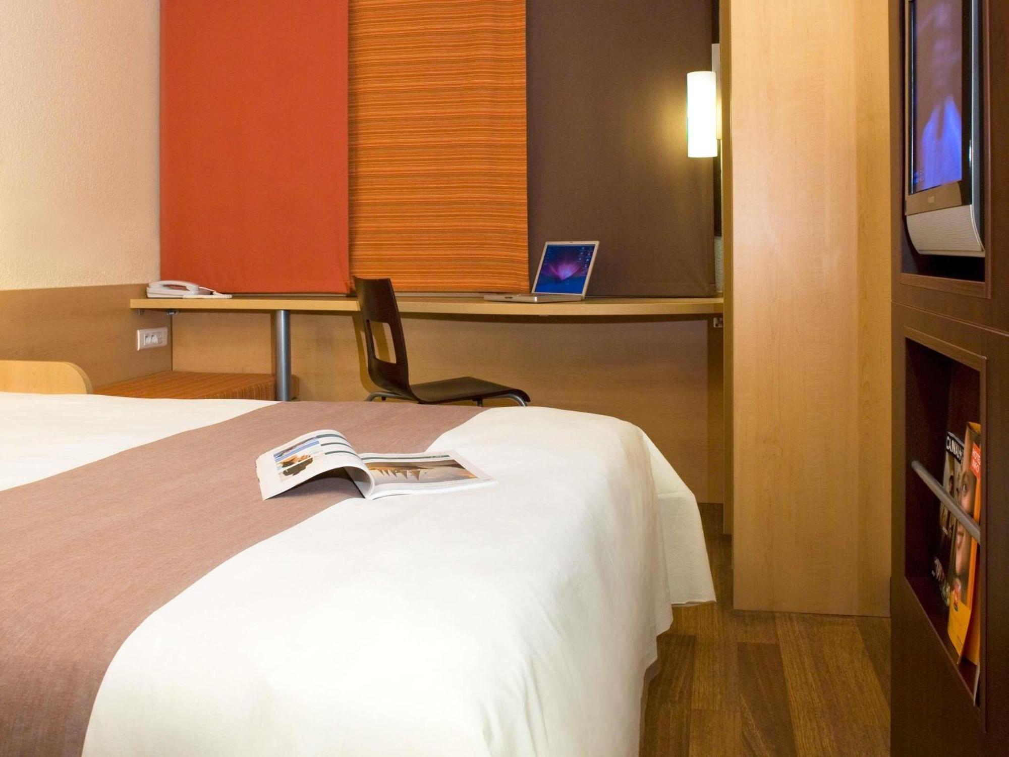 Ibis Jose Malhoa 2*